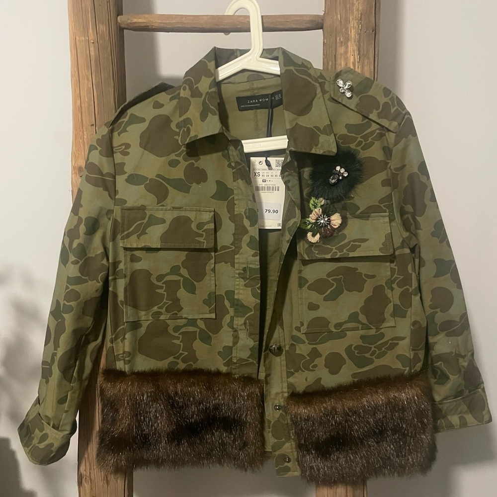 Zara Green Camouflage Jacket with Embellished Brooch